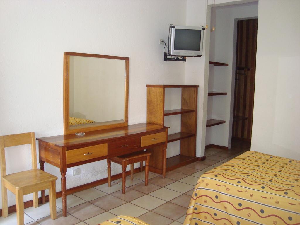 Hotel Lacantum By Rotamundos Tapachula Quarto foto